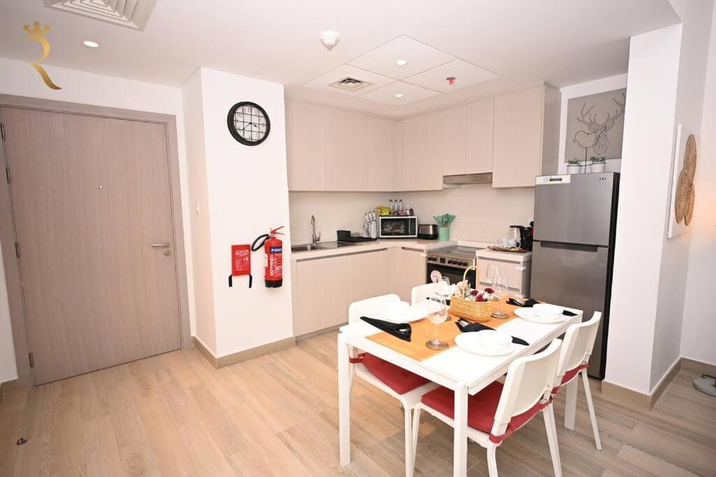 Charming 1Br Getaway Yas Island Абу-Дабі