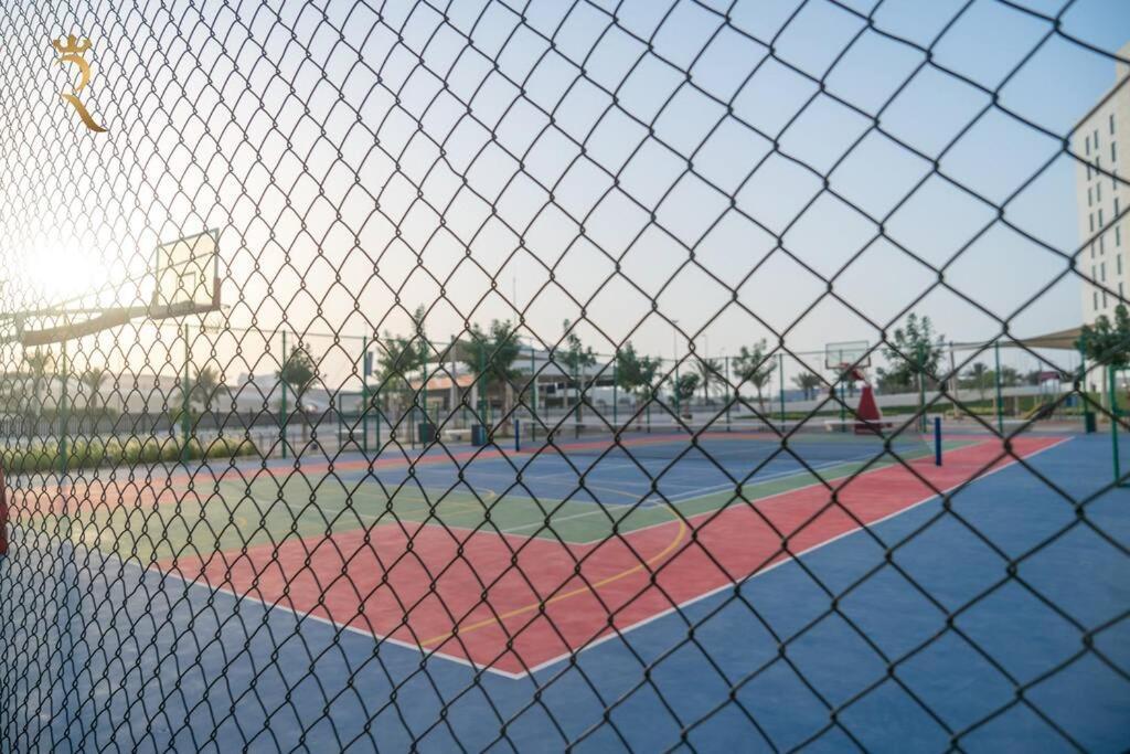Charming 1Br Getaway Yas Island Апартаменти *